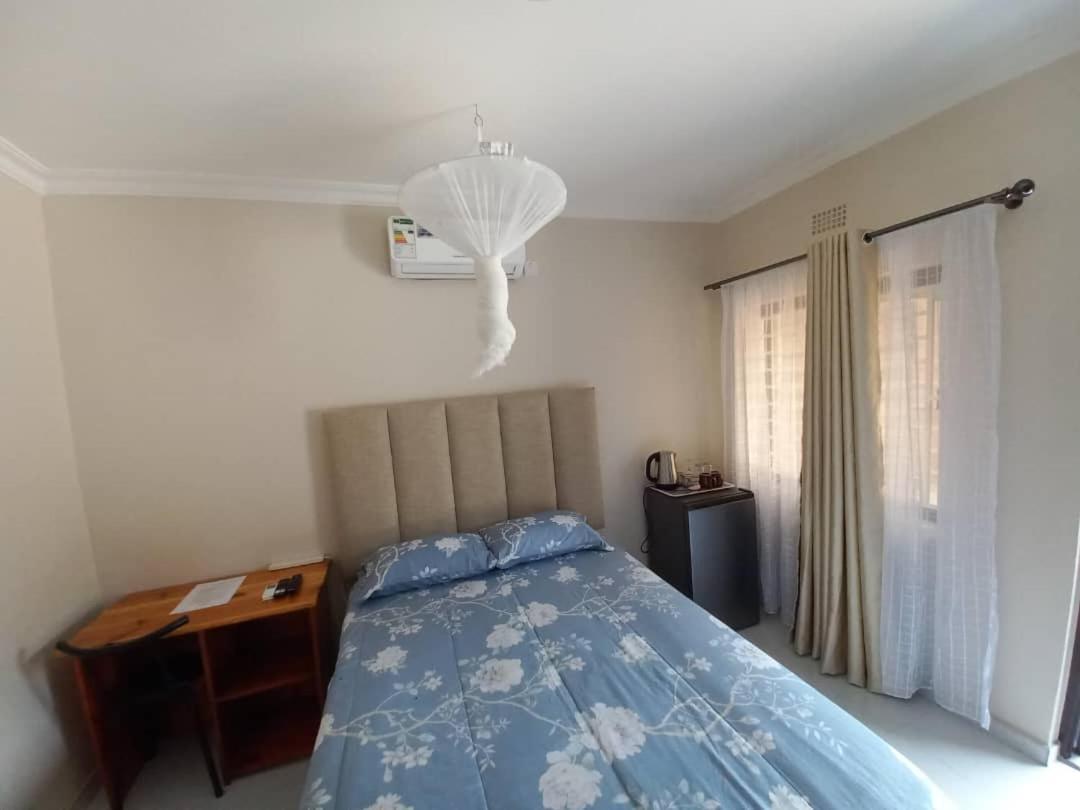 Kasuda Rooms - Cosy Self Contained Rooms Livingstone Exterior photo